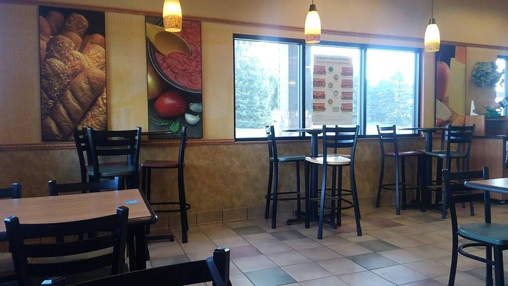 Subway | meal takeaway | 521 Black Forest Rd, Hull, IA 51239, USA | 7124396500 OR +1 712-439-6500