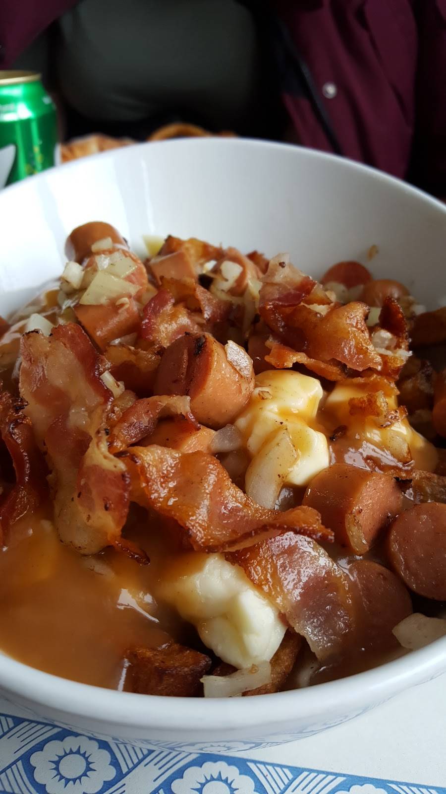 Cantine Chez Mario | restaurant | 1314 Rue Saint Joseph, Valcourt, QC J0E 2L0, Canada | 4505324419 OR +1 450-532-4419