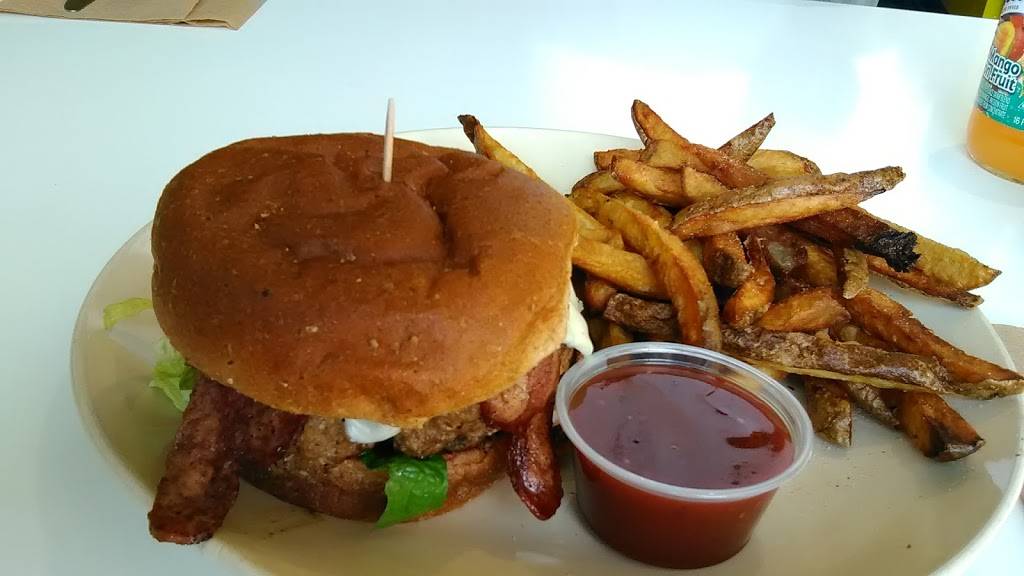 Turkey Chop | cafe | 3506 W Chicago Ave, Chicago, IL 60651, USA | 7733842500 OR +1 773-384-2500