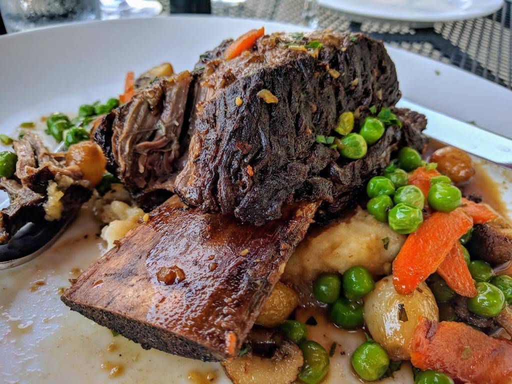 Cahill Bistro | restaurant | 7078 Amundson Ave, Edina, MN 55439, USA | 9524264196 OR +1 952-426-4196