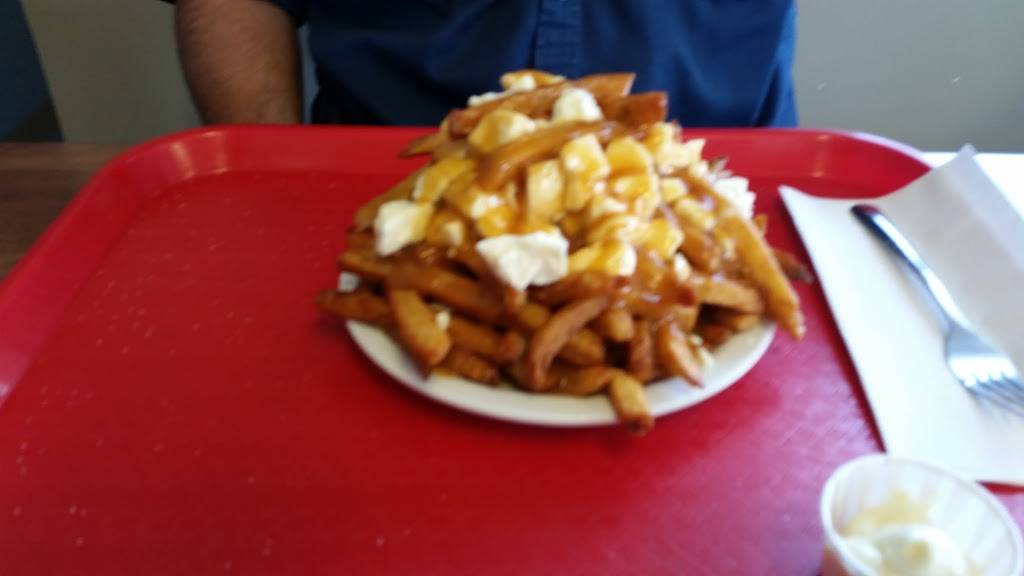 Cantine Annie | restaurant | 0S5, 27 Boulevard Arthabaska Est, Victoriaville, QC G6T 0L6, Canada | 8197512756 OR +1 819-751-2756