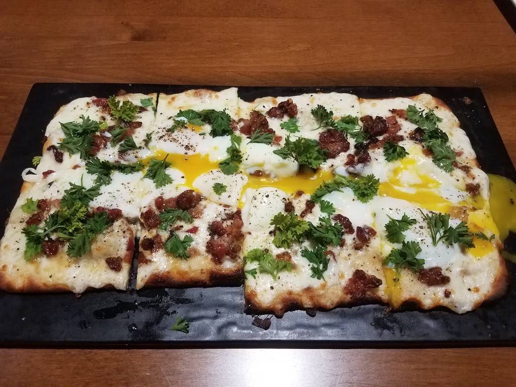 Combine, A Bass Street Restaurant | restaurant | 910 Bend Blvd Suite B, East Moline, IL 61244, USA | 3095245380 OR +1 309-524-5380