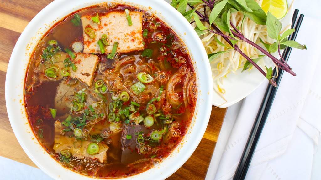 Chao Bistro | restaurant | 355 Elmira Rd N #138, Guelph, ON N1K 1S5, Canada | 5195742426 OR +1 519-574-2426