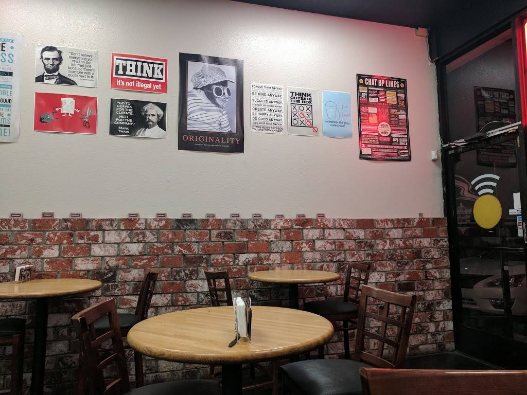 Pizzaholic | meal takeaway | 10750 Glenoaks Blvd #3, Pacoima, CA 91331, USA | 8188904444 OR +1 818-890-4444