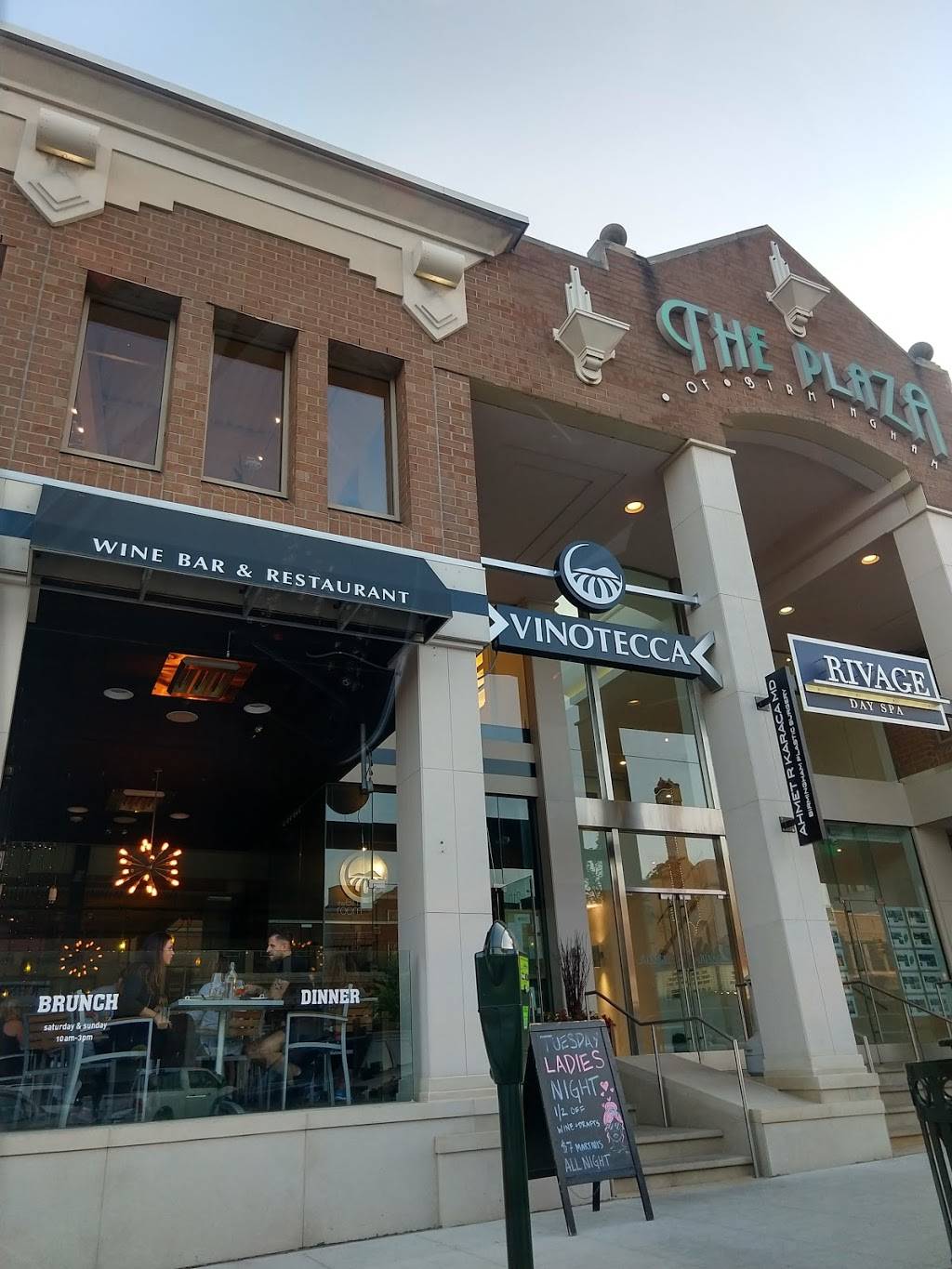 Vinotecca Birmingham | restaurant | 210 S Old Woodward Ave, Birmingham, MI 48009, USA | 2482036600 OR +1 248-203-6600