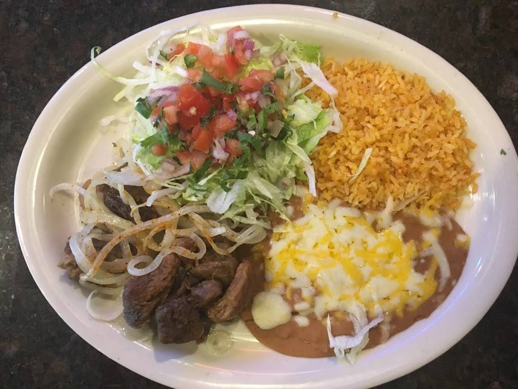 La Cabaña Mexican Restaurant | restaurant | 305 S Lindell St #2440, Martin, TN 38237, USA | 7315872335 OR +1 731-587-2335