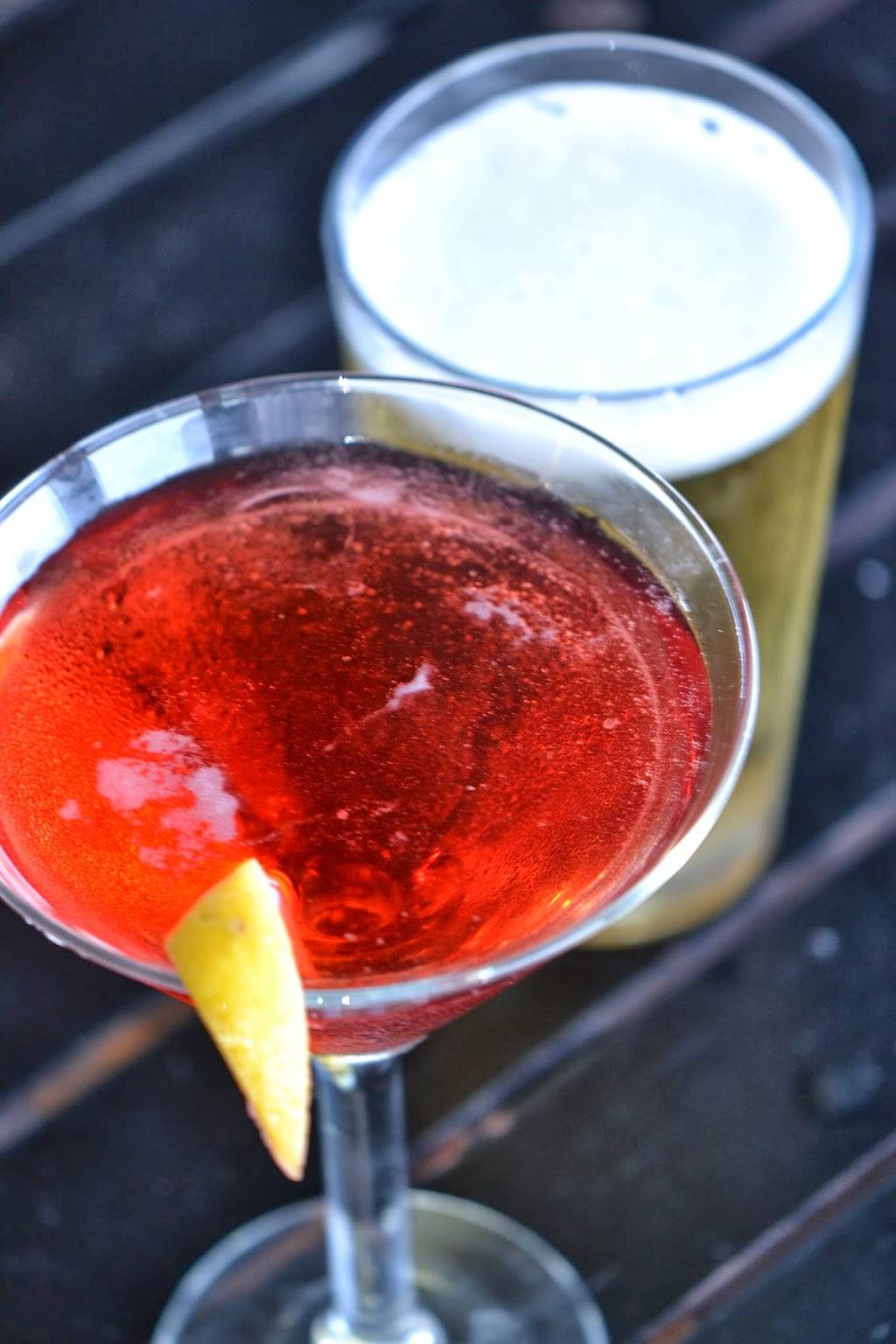 Henry Hudsons | restaurant | 1 Remington Pl, Oklahoma City, OK 73111, USA | 4054253225 OR +1 405-425-3225