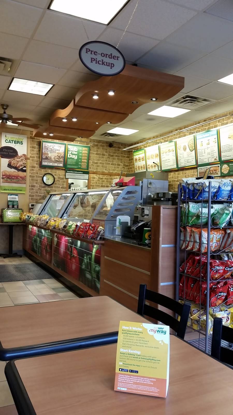 Subway | restaurant | 83 Aberfoyle Rd #4, Kingston, ON K7M 7B5, Canada | 6137660070 OR +1 613-766-0070