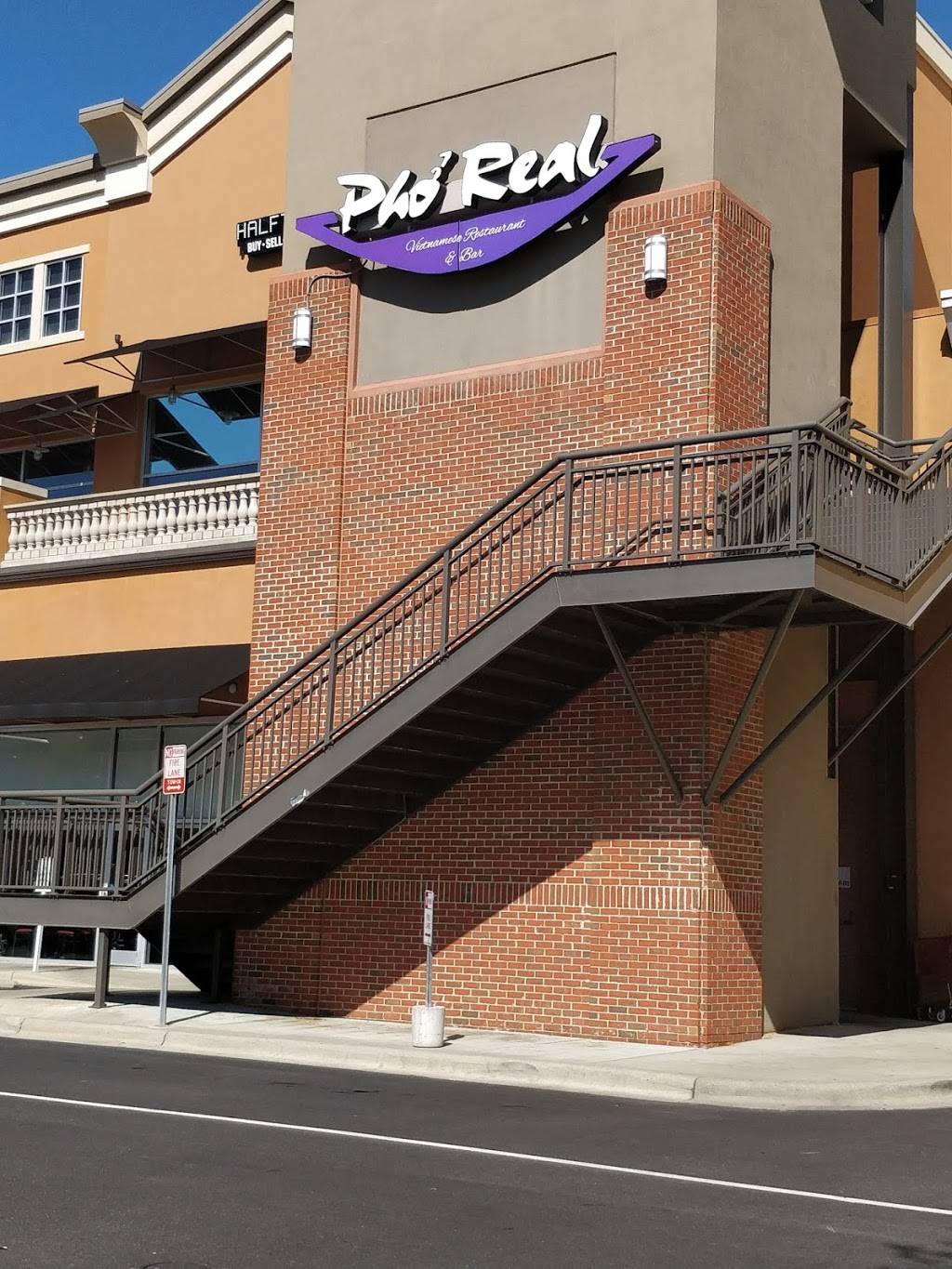 Pho Real Vietnamese Restaurant | restaurant | 440 E McCullough Dr #206, Charlotte, NC 28262, USA | 7047172500 OR +1 704-717-2500