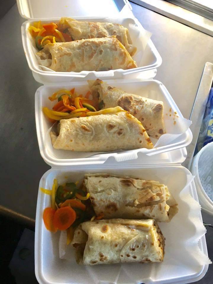 Pupuseria Emily | restaurant | 551 E Wyoming Ave, Philadelphia, PA 19120, USA | 2154037167 OR +1 215-403-7167