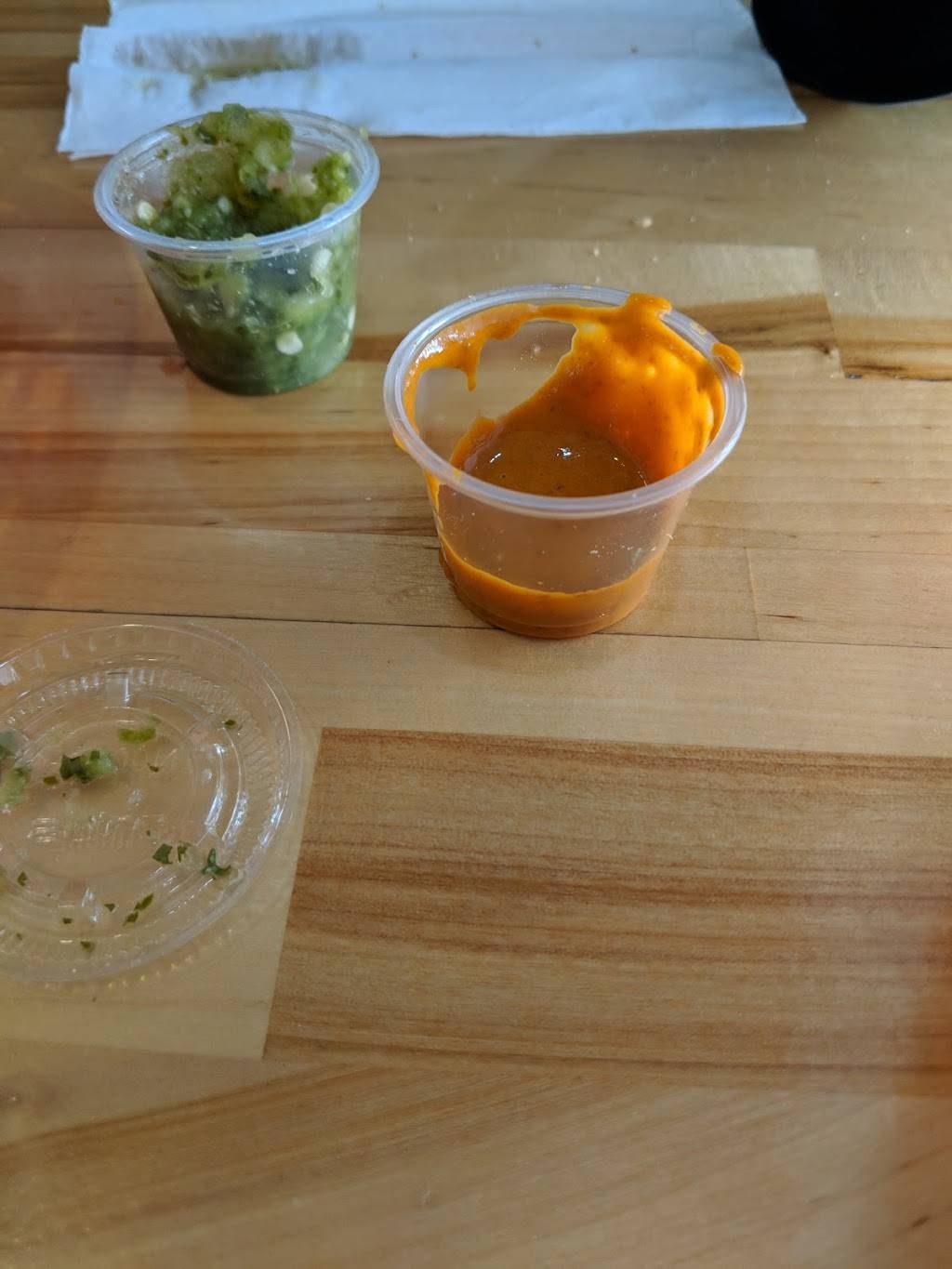 Litos Empanadas | restaurant | 2566 N Clark St, Chicago, IL 60614, USA | 7738571337 OR +1 773-857-1337