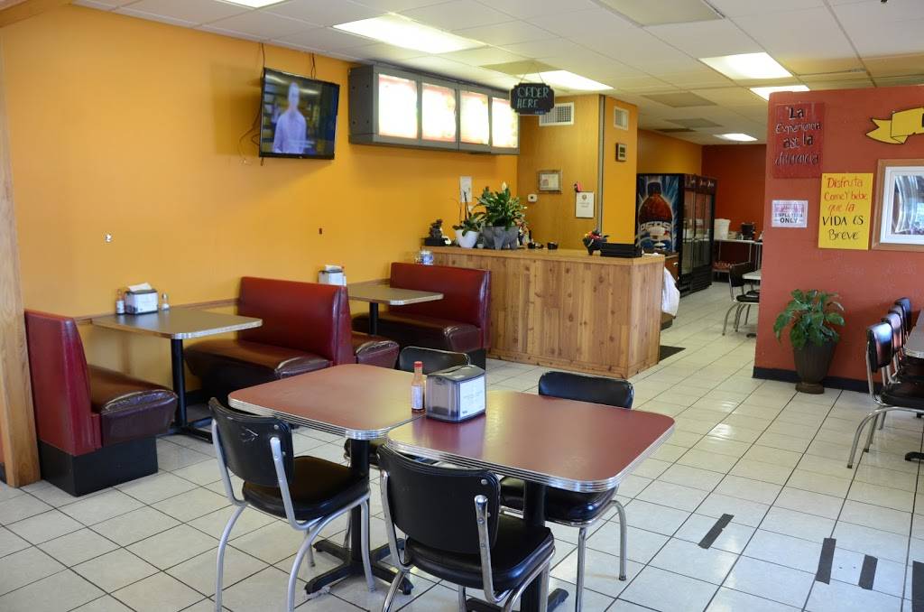 Mimis Taqueria | restaurant | 707 Church St, Ottumwa, IA 52501, USA | 6416846051 OR +1 641-684-6051