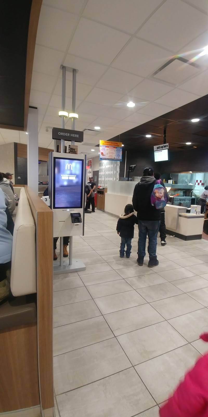 McDonalds | cafe | 36 W Fordham Rd, The Bronx, NY 10468, USA | 7189332183 OR +1 718-933-2183