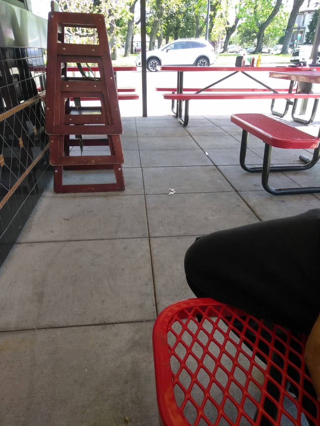 Walnut Park Grill | restaurant | 310 E D St, Petaluma, CA 94952, USA | 7077764737 OR +1 707-776-4737