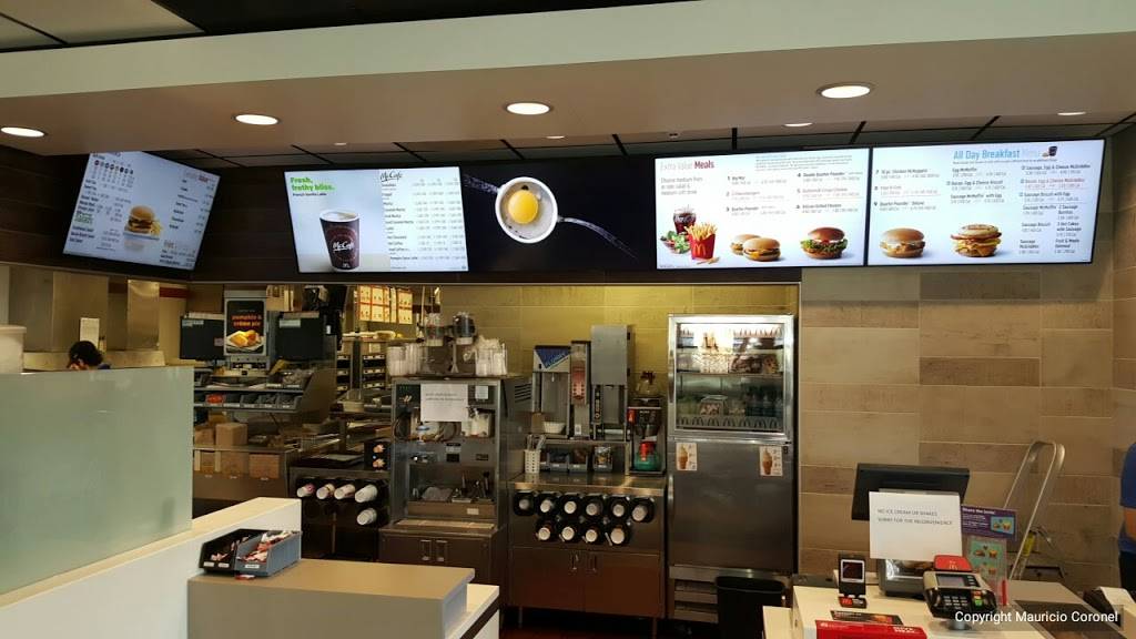 McDonalds | cafe | 840 Northwest Hwy, Fox River Grove, IL 60021, USA | 8476397197 OR +1 847-639-7197