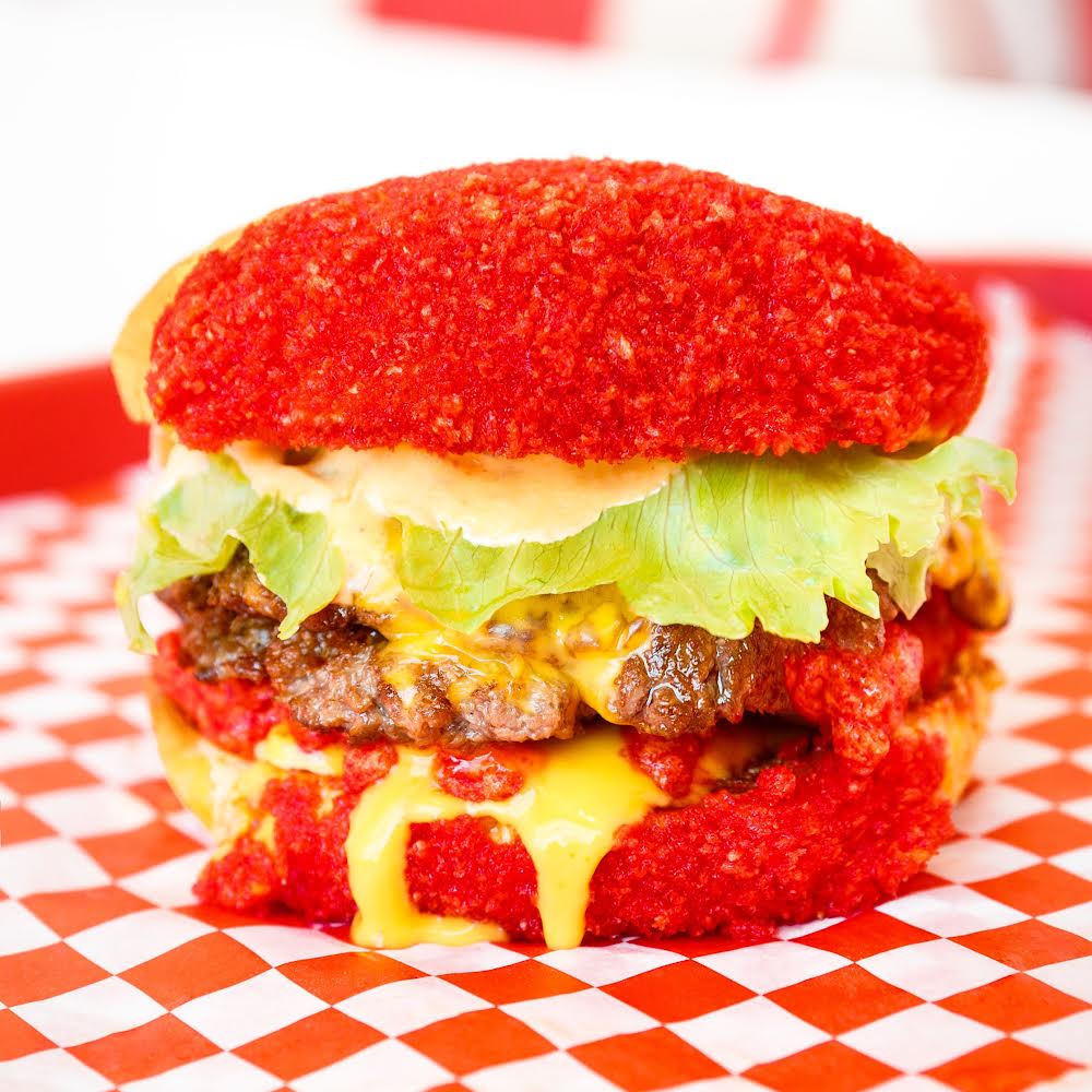 The Flaming Burger | restaurant | 300 Pacific Coast Hwy #106A, Huntington Beach, CA 92648, USA | 7145360302 OR +1 714-536-0302