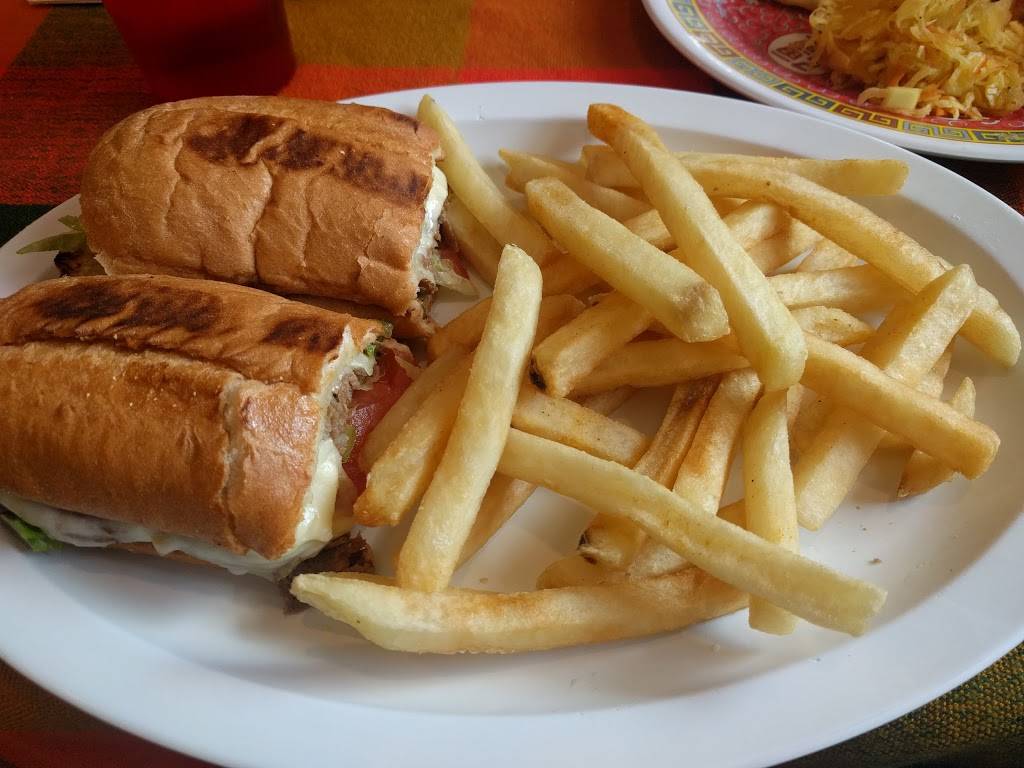 Tipicos Dona Juanita | restaurant | 119 Fort Evans Rd NE, Leesburg, VA 20176, USA | 7037778069 OR +1 703-777-8069