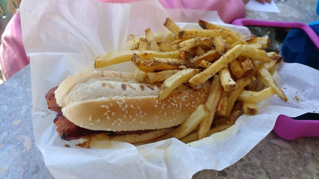 P Ts Olde Fashioned Grille | restaurant | 4544 Fountain Dr #2918, Wilmington, NC 28403, USA | 9103922293 OR +1 910-392-2293