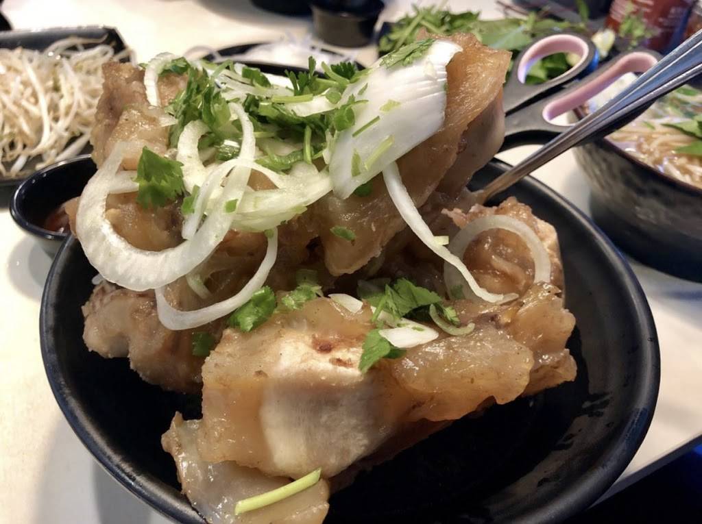 Pho Fresh | restaurant | 1988 Fremont Blvd, Seaside, CA 93955, USA | 8317174686 OR +1 831-717-4686