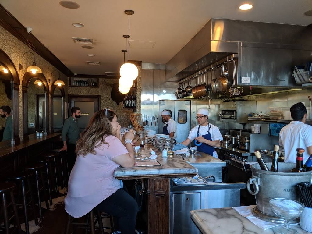 Petit Trois | restaurant | 718 N Highland Ave, Los Angeles, CA 90038, USA | 3234688916 OR +1 323-468-8916