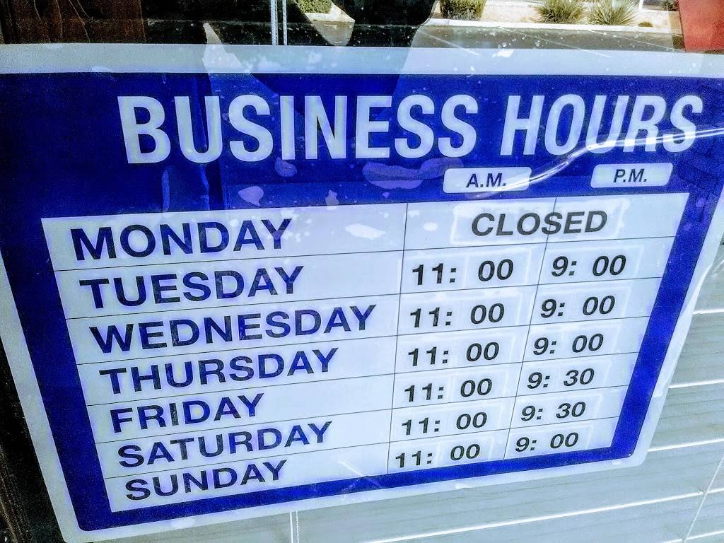 Dinghao Shanghai Bistro | restaurant | 2711 S Alma School Rd #2, Mesa, AZ 85210, USA | 4808979458 OR +1 480-897-9458