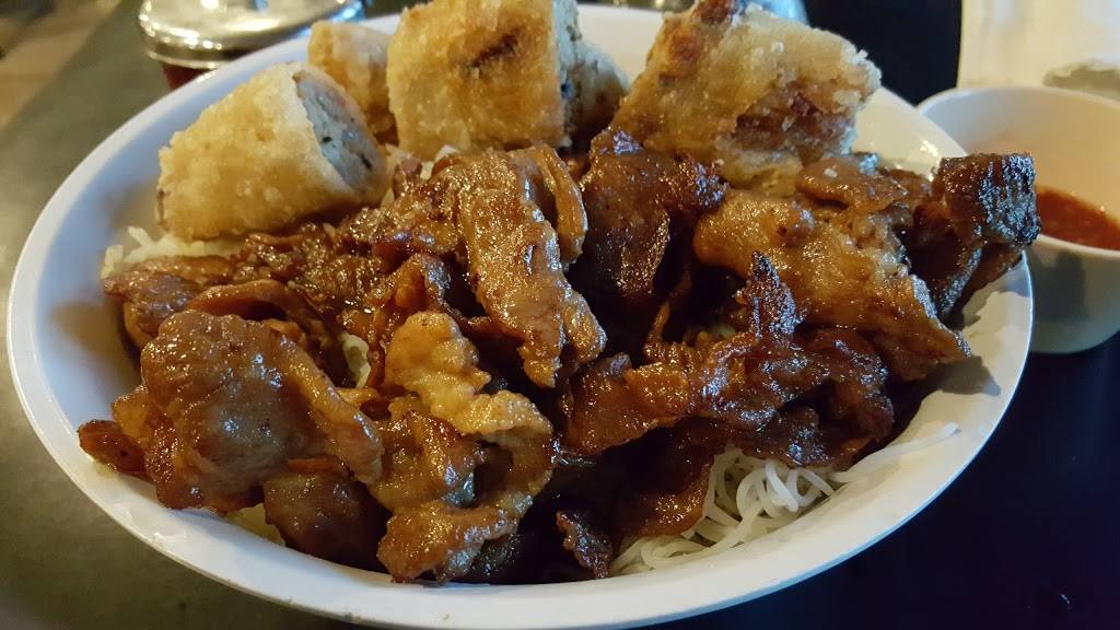 Pho Cong | restaurant | 300 W Bitters Rd, San Antonio, TX 78216, USA | 2104995572 OR +1 210-499-5572