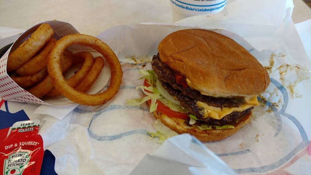 Blakes Lotaburger | restaurant | 6550 Paradise Blvd NW, Albuquerque, NM 87114, USA | 5052171684 OR +1 505-217-1684