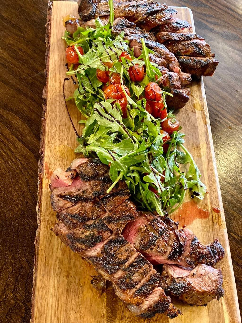 La Fortuna Bar & Restaurant | restaurant | 7365 Main St, Stratford, CT 06614, USA | 2039232300 OR +1 203-923-2300