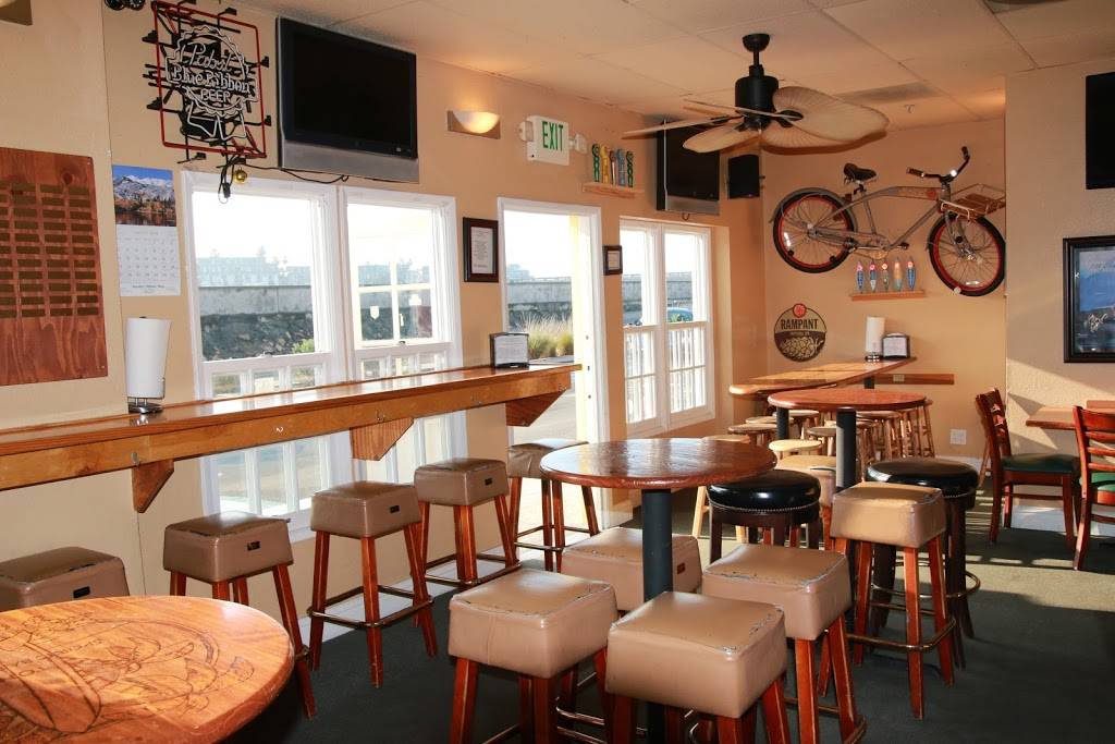 Tonys Sports Bar and Grill | restaurant | 274 Harbor Dr, Oceanside, CA 92054, USA | 7604338466 OR +1 760-433-8466