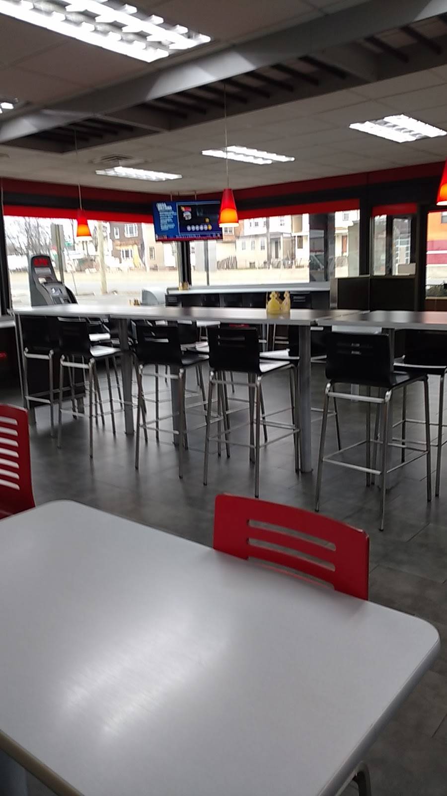 Burger King | restaurant | 669 North Ave, Elizabeth, NJ 07201, USA | 9083529618 OR +1 908-352-9618