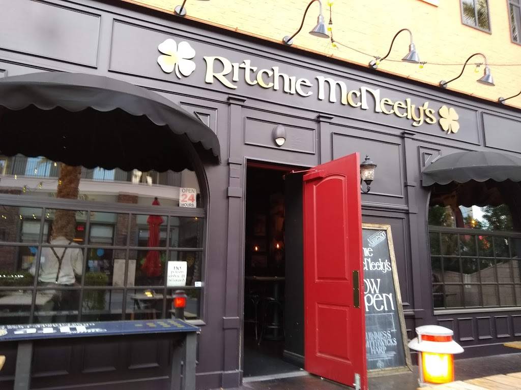 Ritchie McNeelys | restaurant | 2235 Village Walk Dr #147, Henderson, NV 89052, USA | 7023072714 OR +1 702-307-2714