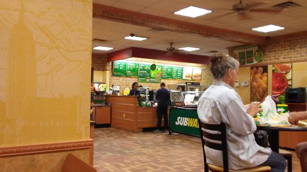 Subway | restaurant | 2065 Confederate Blvd, Appomattox, VA 24522, USA | 4343520930 OR +1 434-352-0930