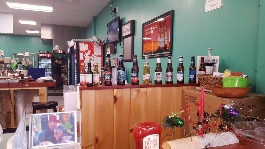 Annettes Country Skillet Diner | cafe | 12 Lakes Plaza Drive, Naples, ME 04055, USA | 2076939644 OR +1 207-693-9644