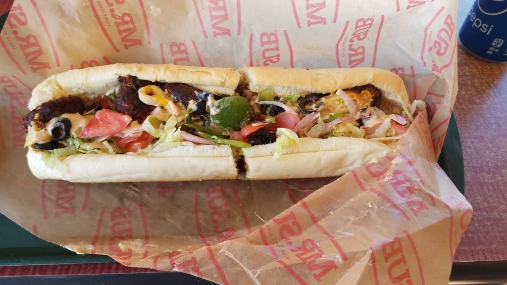 Mr.Sub | restaurant | 5964 ON-9, Schomberg, ON L0G 1T0, Canada | 9059390766 OR +1 905-939-0766