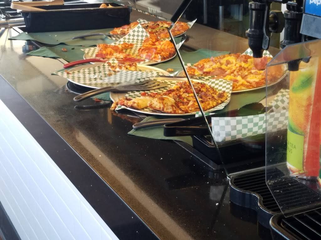 Round Table Pizza | meal delivery | 1737 E Katella Ave, Orange, CA 92867, USA | 7146397344 OR +1 714-639-7344