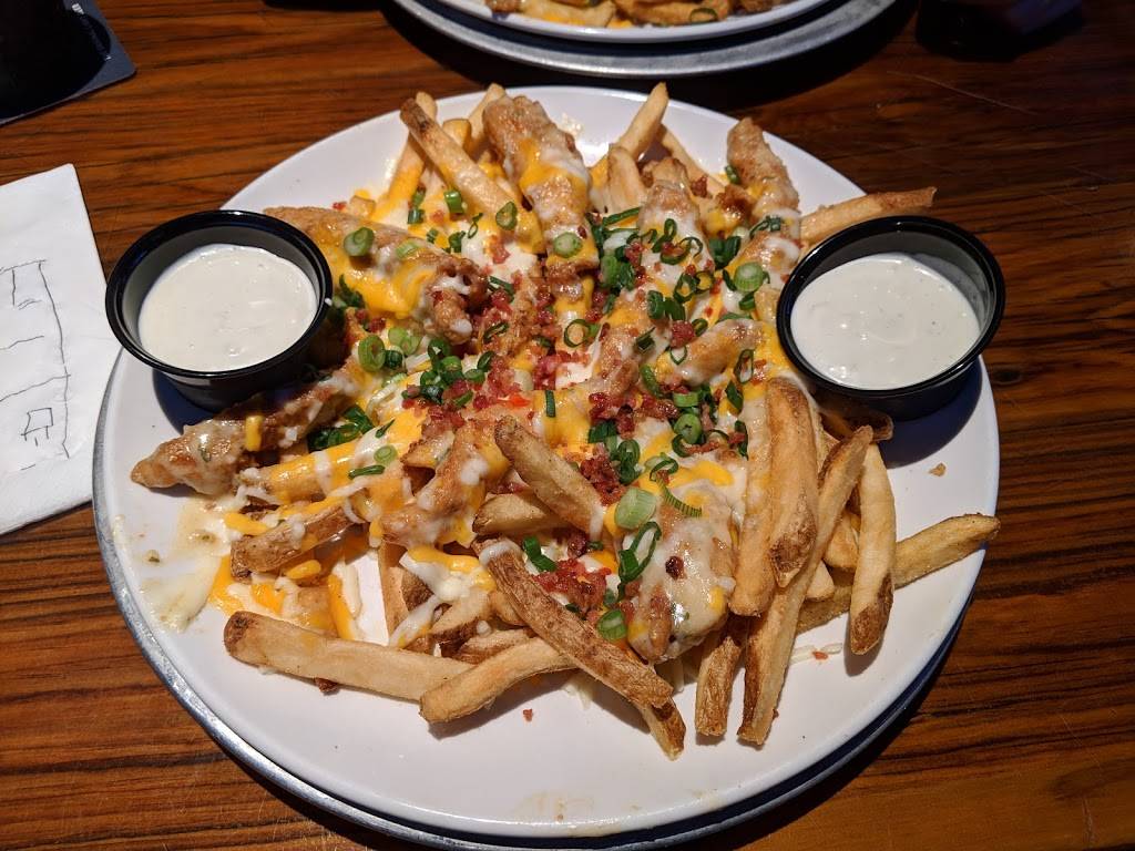 Millers Ale House - Hunters Creek | restaurant | 13536 S John Young Pkwy, Orlando, FL 32837, USA | 4078529151 OR +1 407-852-9151