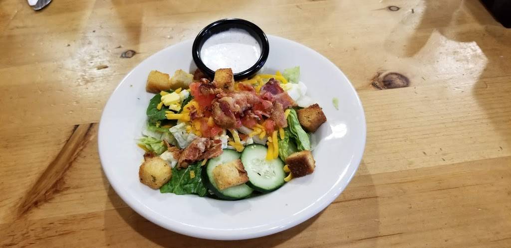 Famous Daves Bar-B-Que | restaurant | 3055 WI-16, La Crosse, WI 54601, USA | 6087794100 OR +1 608-779-4100