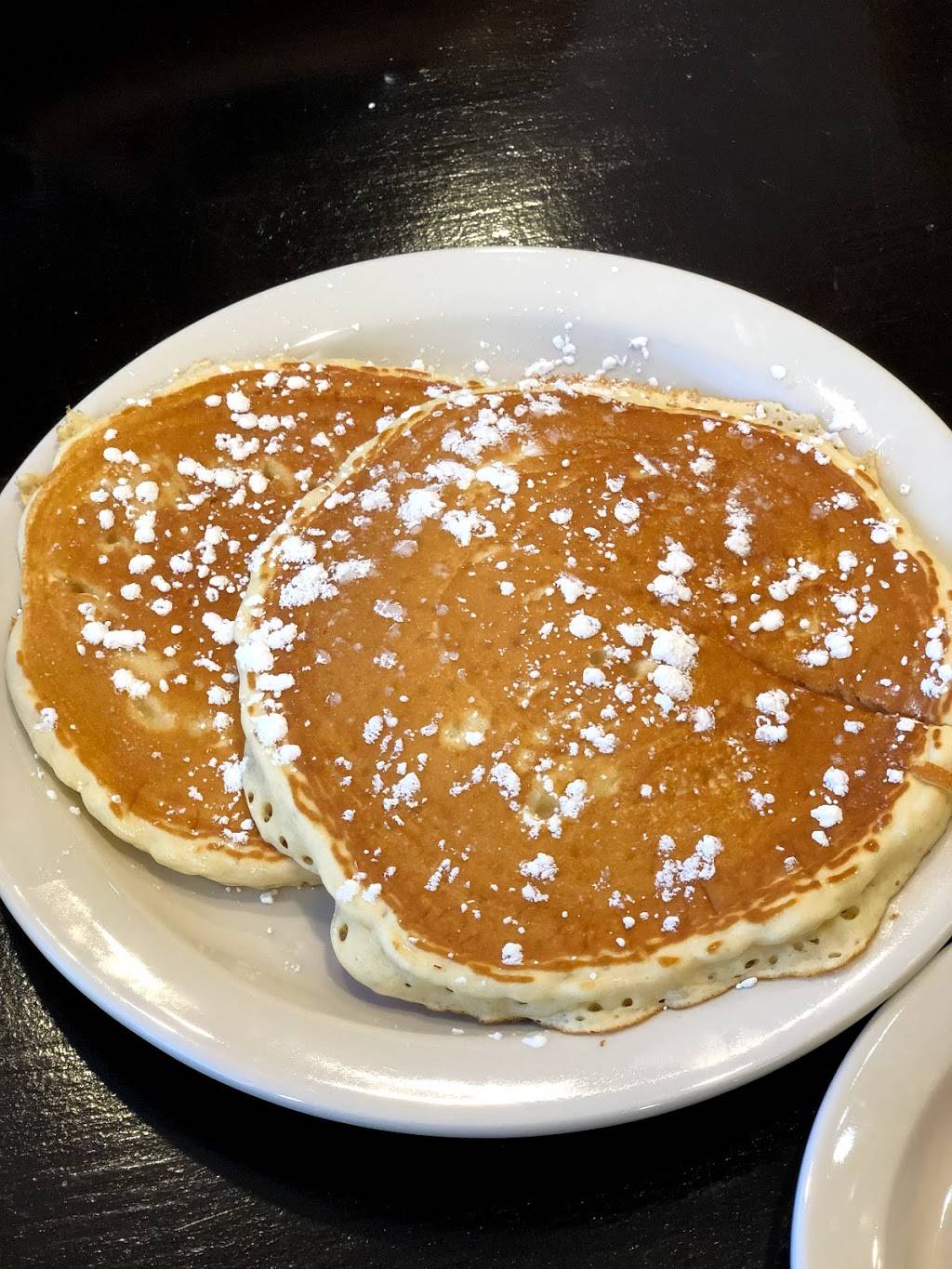 Tree view cafe | restaurant | 5501 N Front St, Philadelphia, PA 19120, USA | 2153101191 OR +1 215-310-1191