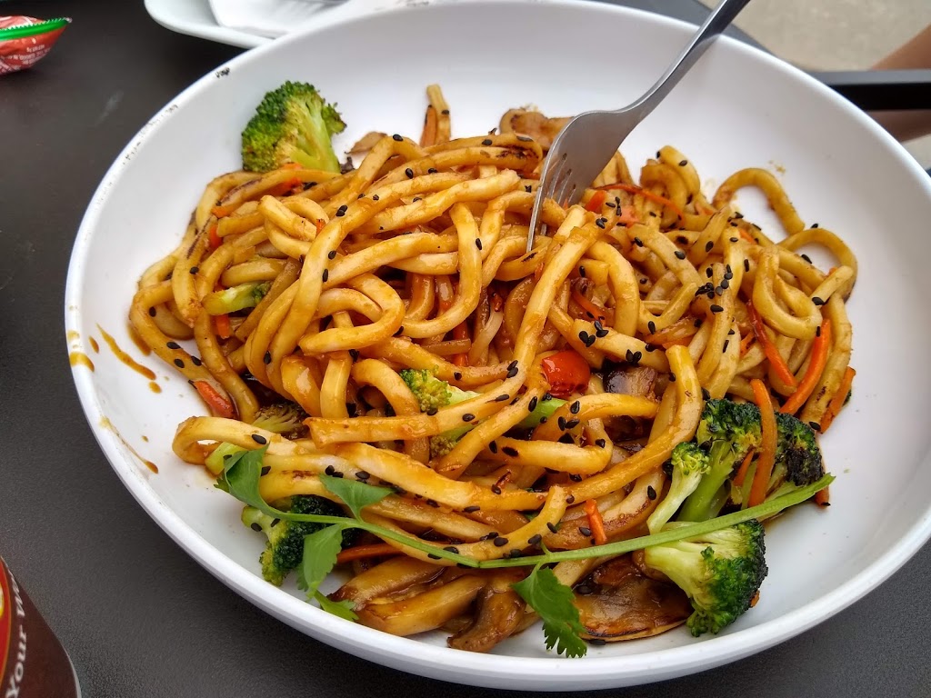 Noodles and Company | restaurant | 5005 S Louise Ave, Sioux Falls, SD 57108, USA | 6056101439 OR +1 605-610-1439