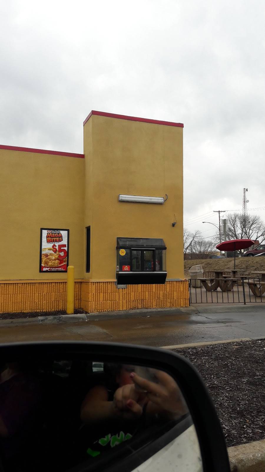 Churchs Chicken | restaurant | 124 N Clairborne Rd, Olathe, KS 66062, USA | 9133932441 OR +1 913-393-2441