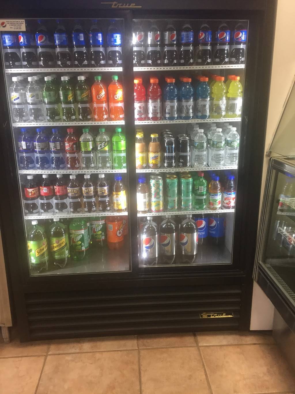 Paganos Pizzeria | restaurant | 46455 Middle Rd #103, Southold, NY 11971, USA | 6317653400 OR +1 631-765-3400