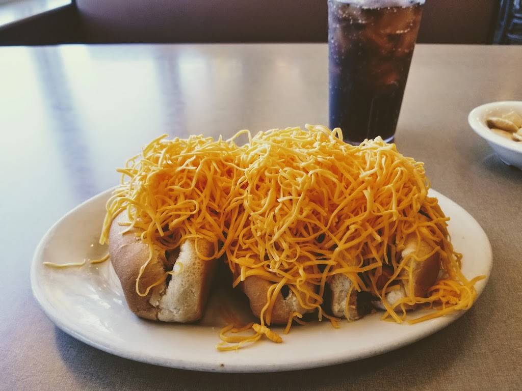 Skyline Chili | restaurant | 96 Blackburn Ln, Dry Ridge, KY 41035, USA | 8598243929 OR +1 859-824-3929