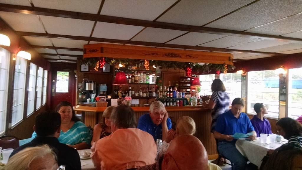 Virginia Dare Cruises & Marina | restaurant | 3619 Airport Rd, Moneta, VA 24121, USA | 5402977100 OR +1 540-297-7100