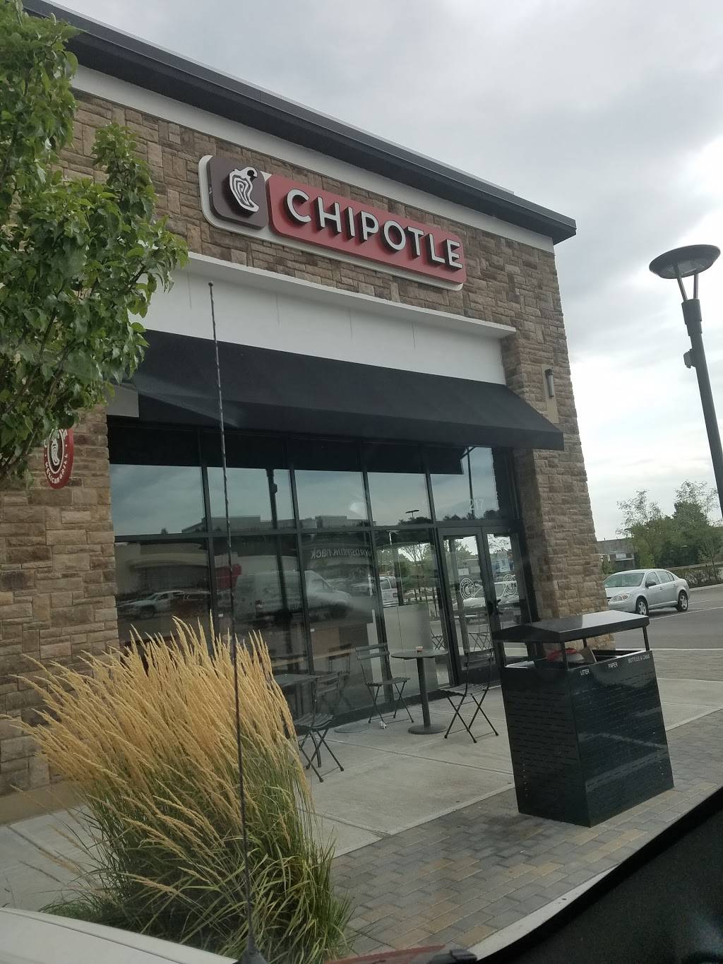Chipotle Mexican Grill | restaurant | 217 University Ave, Westwood, MA 02090, USA | 7813290936 OR +1 781-329-0936