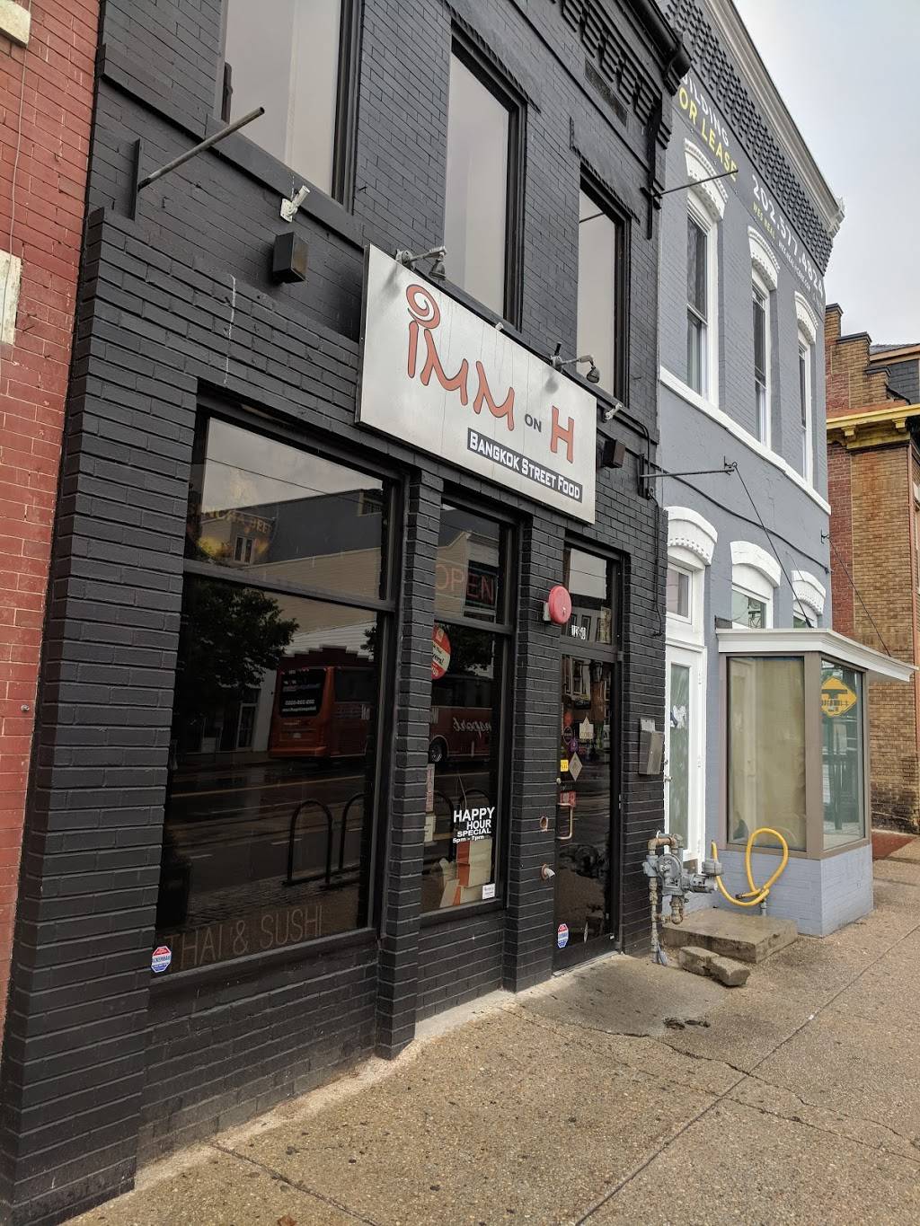 IMM on H Thai and Sushi Bar | restaurant | 1360 H St NE, Washington, DC 20002, USA | 2027485536 OR +1 202-748-5536