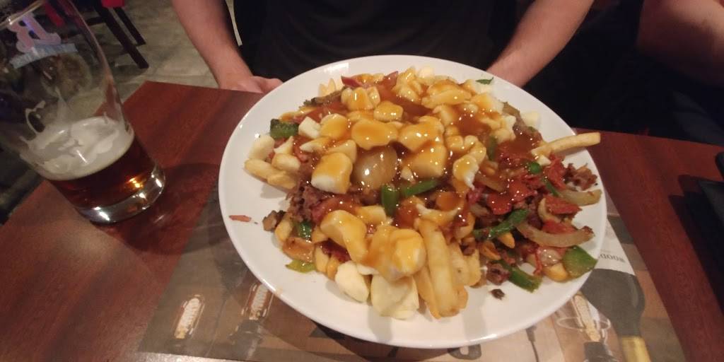 Mikes | restaurant | 603 Rue Principale, Granby, QC J2G 2X9, Canada | 4507773030 OR +1 450-777-3030