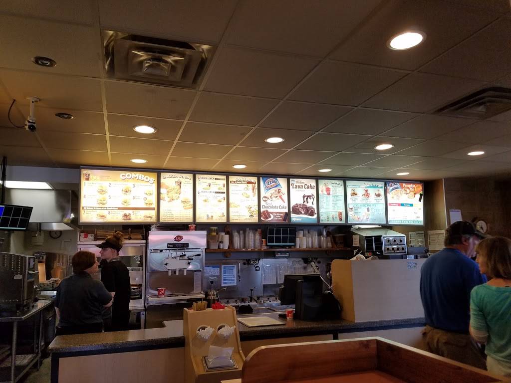 Dairy Queen Grill & Chill | restaurant | 1805 E Commercial Ave, Lowell, IN 46356, USA | 2196960428 OR +1 219-696-0428