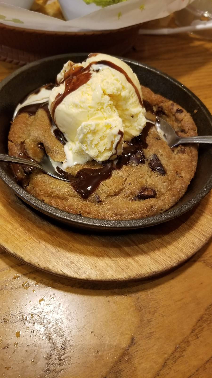 Chilis Grill & Bar | restaurant | 2202 N Congress Ave, Boynton Beach, FL 33426, USA | 5617350429 OR +1 561-735-0429