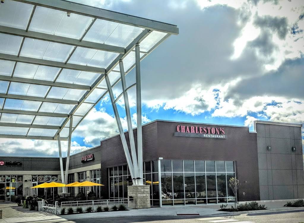 Charlestons Restaurant | restaurant | 8817 State Line Rd, Kansas City, MO 64114, USA | 8167311424 OR +1 816-731-1424