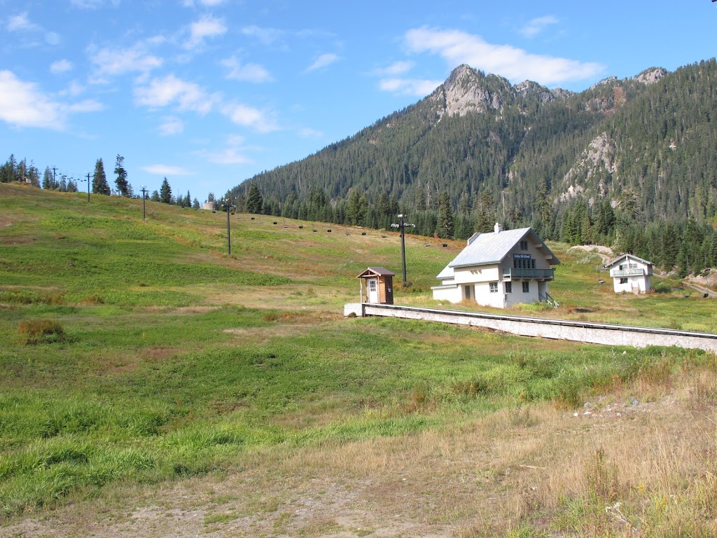 Webbs Restaurant | restaurant | 1001 WA-906, Snoqualmie Pass, WA 98068, USA | 4254346725 OR +1 425-434-6725